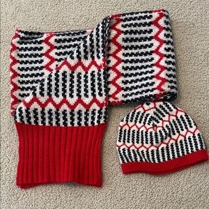 J. Crew Red & Navy Blue Patterned Hat and Scarf Set